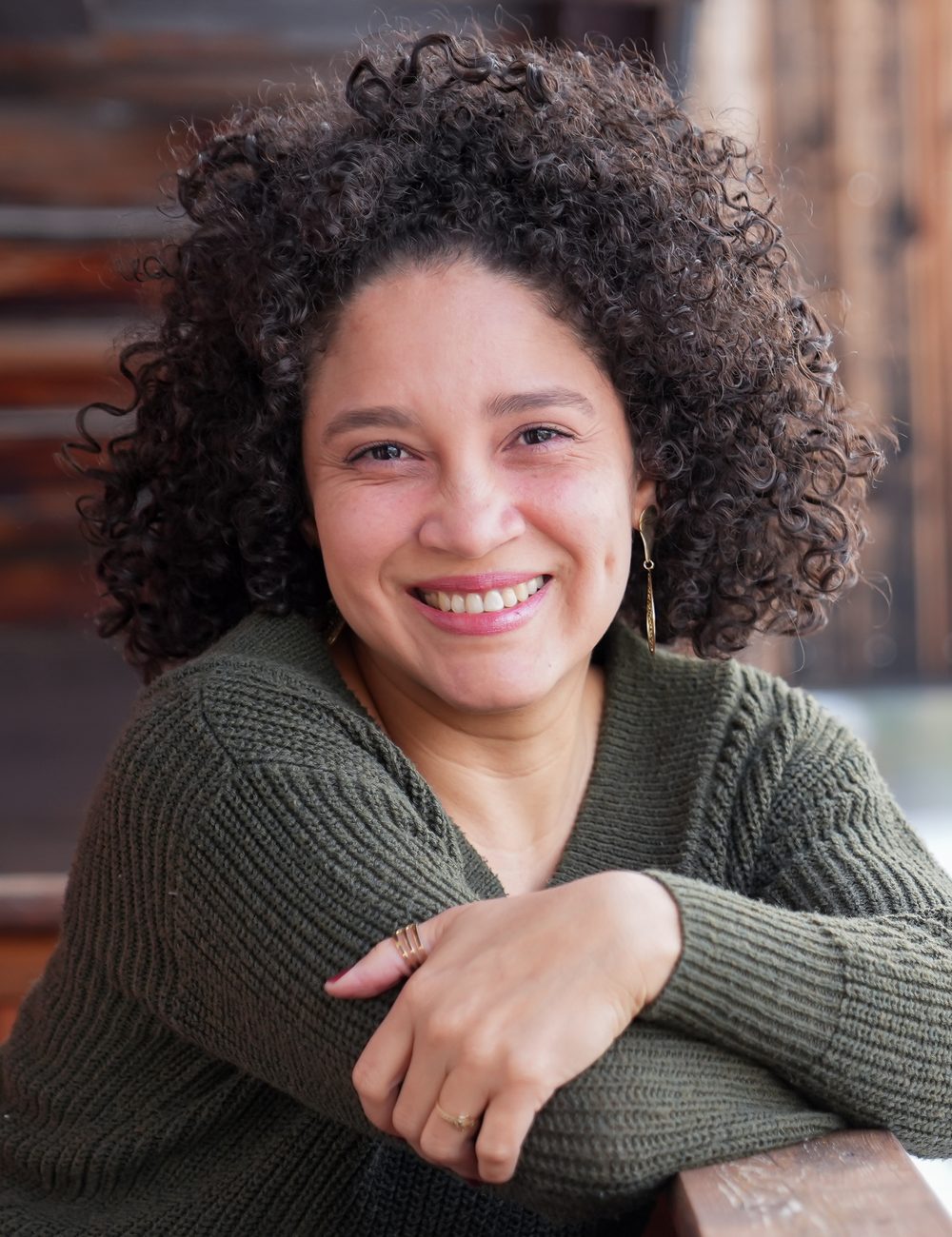 Portrait de Karlla Roserens, photographe de famille en Suisse